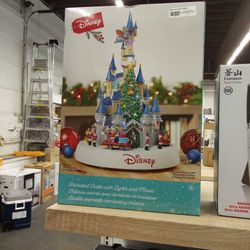 Disney Holiday Parade 