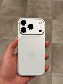 iPhone 17 Pro Silver 256GB Unlocked