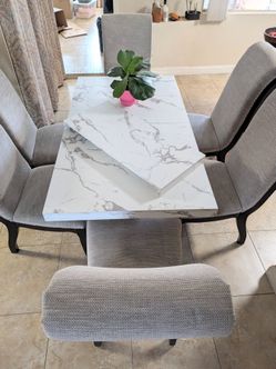 Dinner Table Set