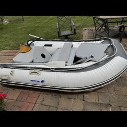 Newport Vessels Inflatable Boat