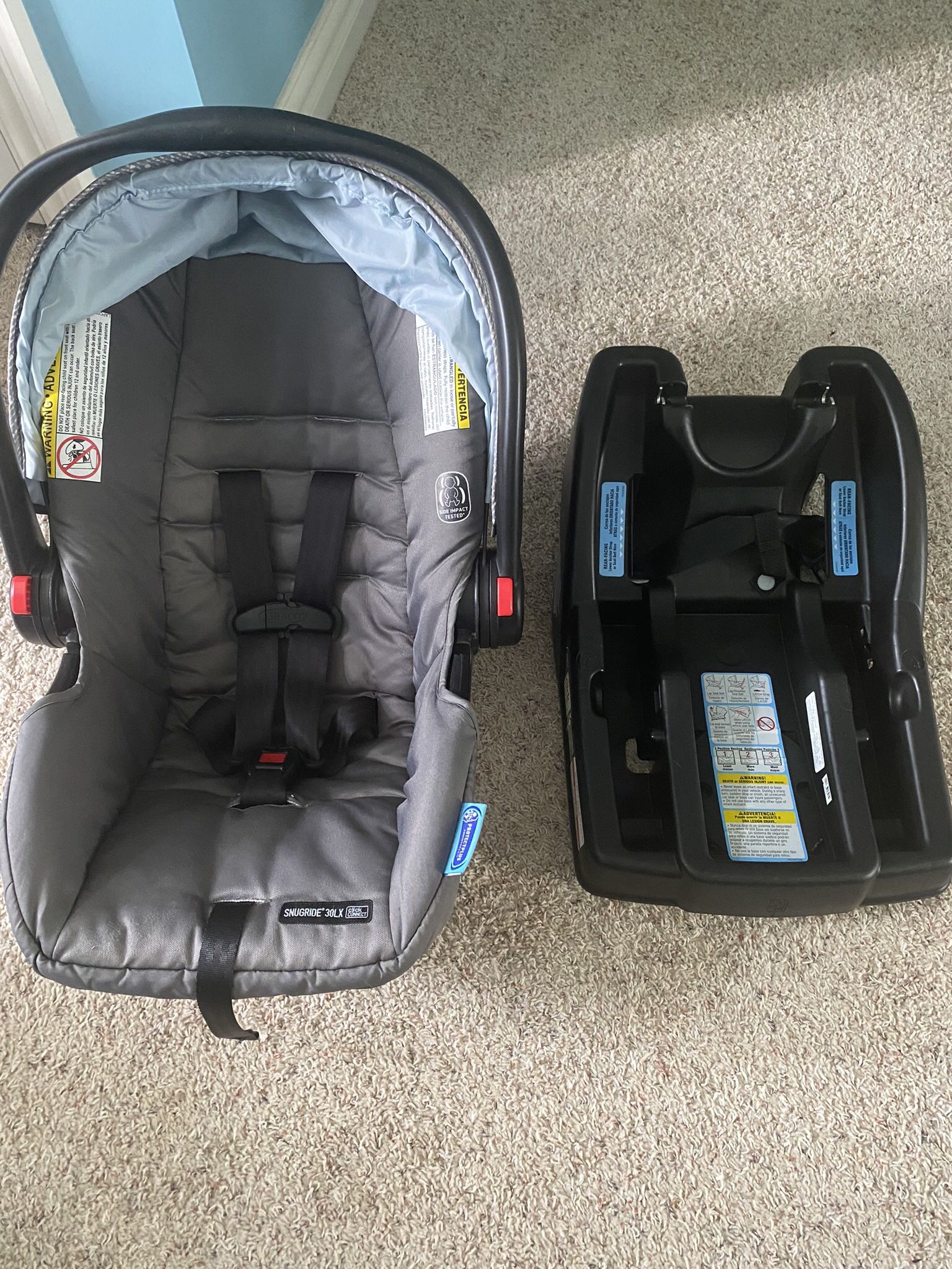 Graco SnugRide 30LX Click Connect Infant Car Seat & SnugRide Click Connect Base