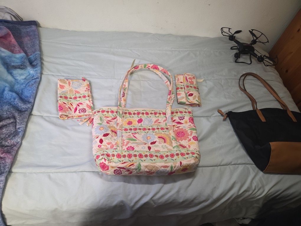 Limit hill purse wallet and makeup bag