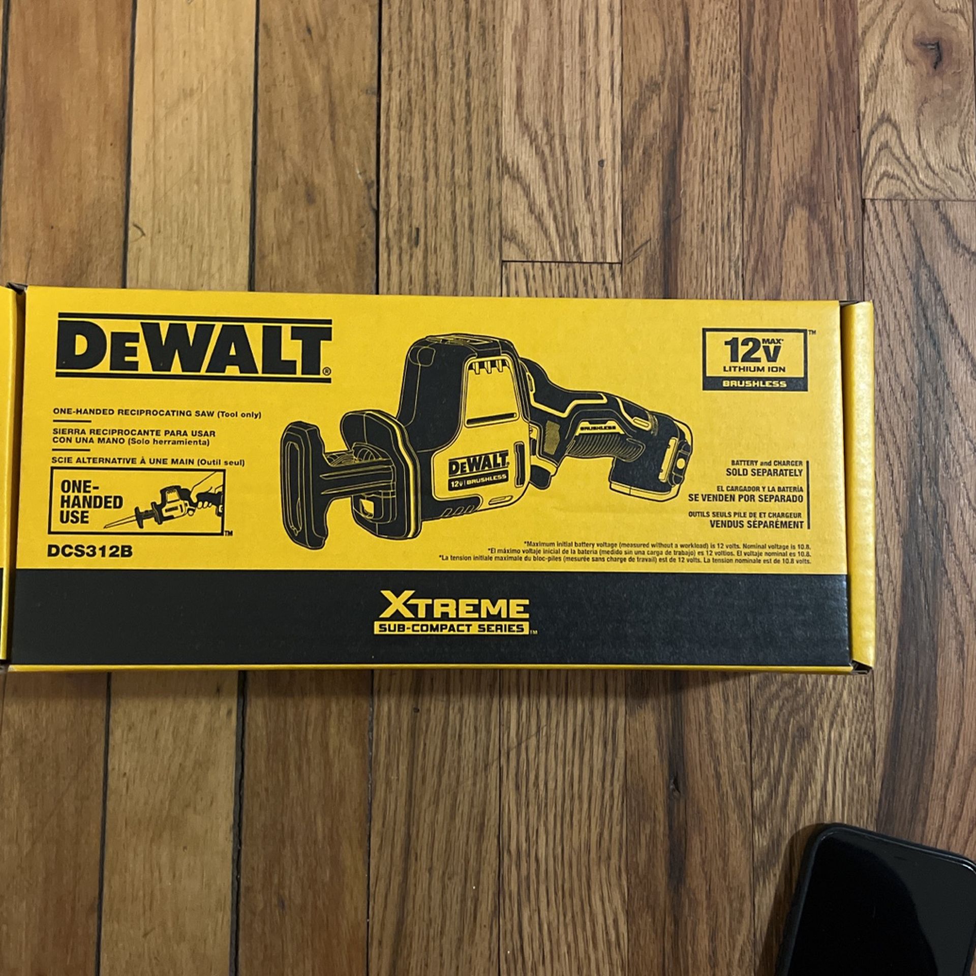 Dewalt One -Handed Reciprocating Saw (Tool Only)