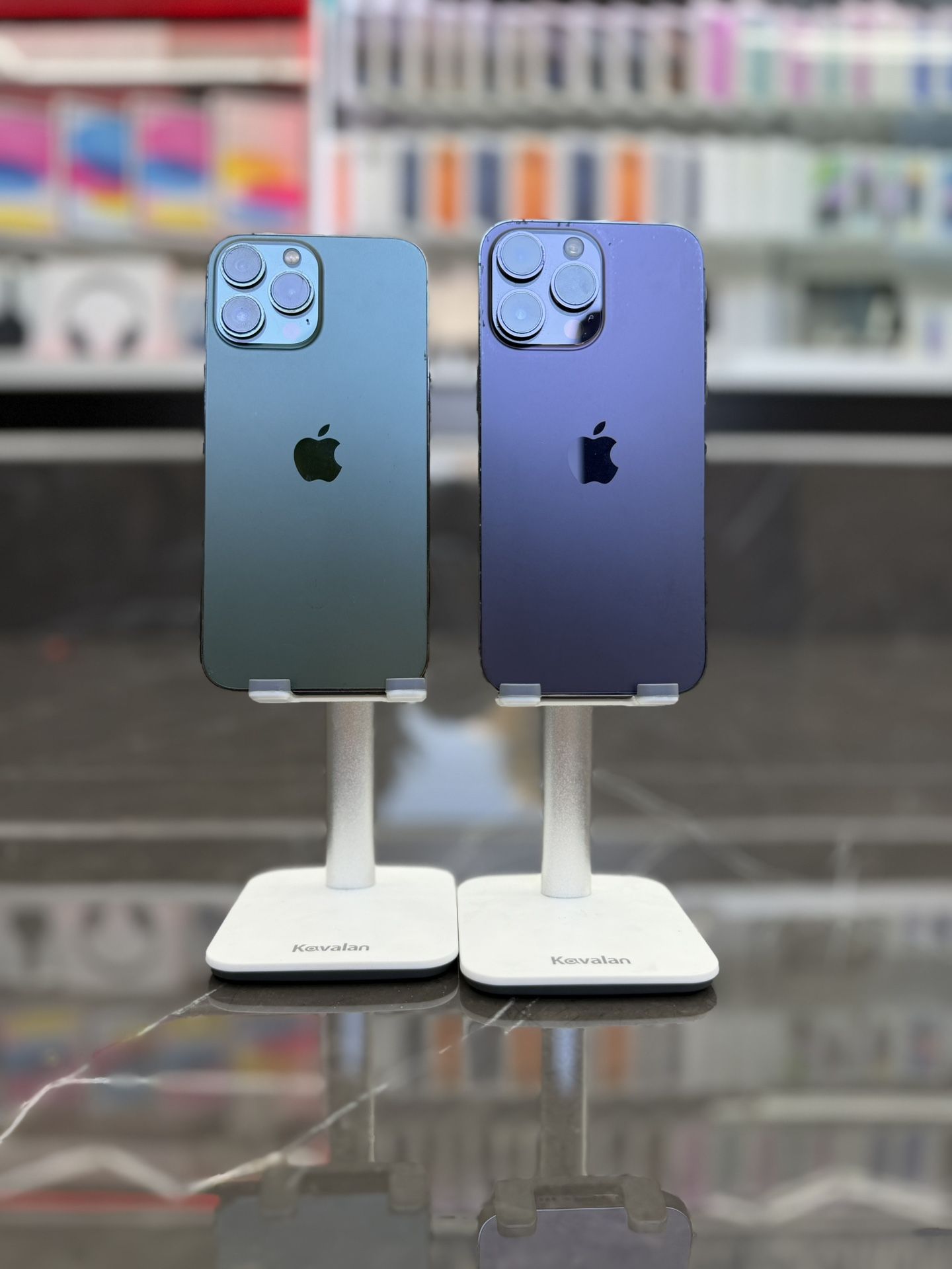 iPhone 13 Pro Max & iPhone 14 Pro Max ((Take It Home In Payments/ llévatelo a casa en pagos)