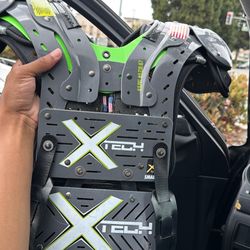 X Tech Shoulder Pads 