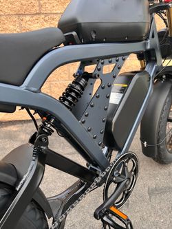 New! Electric Bike, 2000 W, Kong By Akez, 40 MPH, Dual Battery Long Distance, Grey Or Red, Free Delivery 🚚 + Lock 🔐