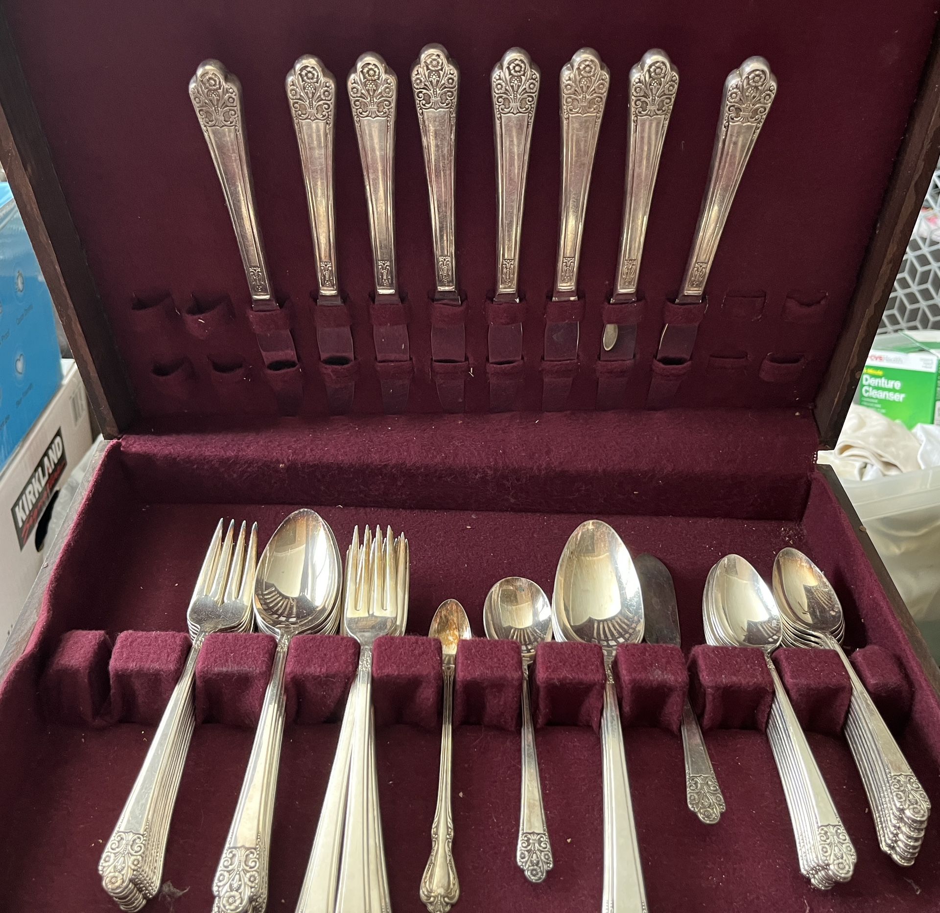 Vintage 1950’s “Roger’s” Deluxe Plate “precious” Pattern, Service For 8 Plus Extra Serving Ware