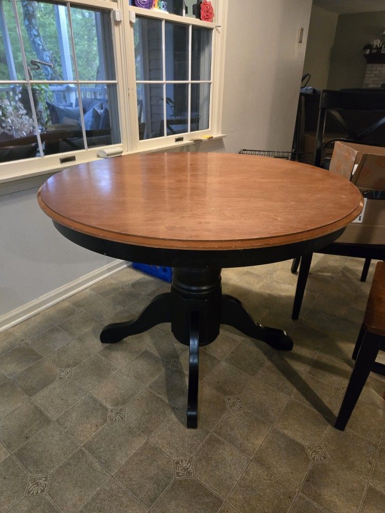 Kitchen Table and Two Chairs