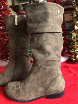 Tahiti Brown Suede Size 1