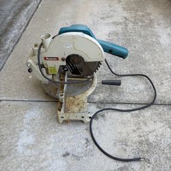 MAKITA 10-in Miter saw LS 1030