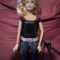 Barbies Photo Fashion Doll