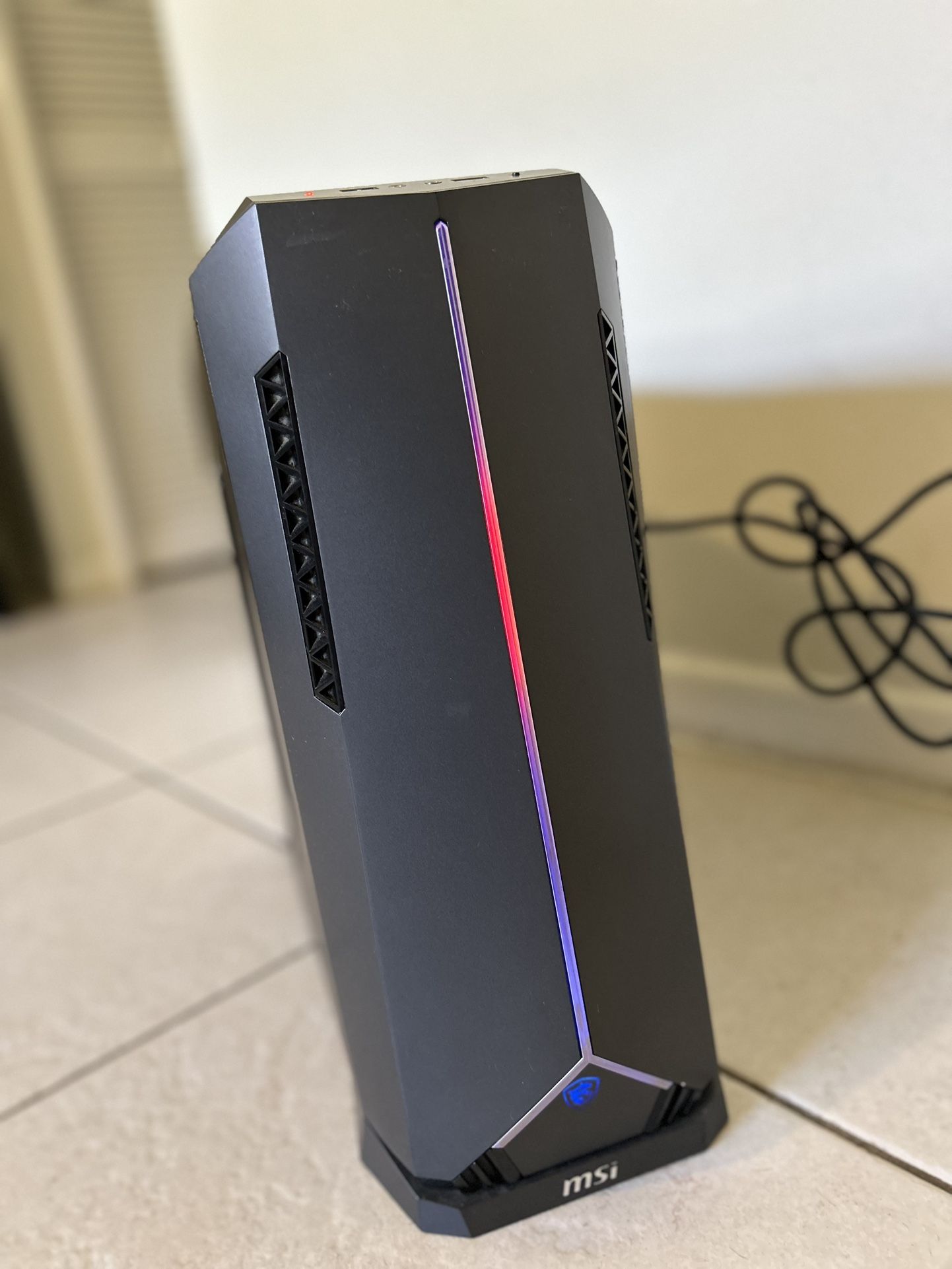 MSI ~ Aegis SE 10SI209 (2021) Black & Lights Up