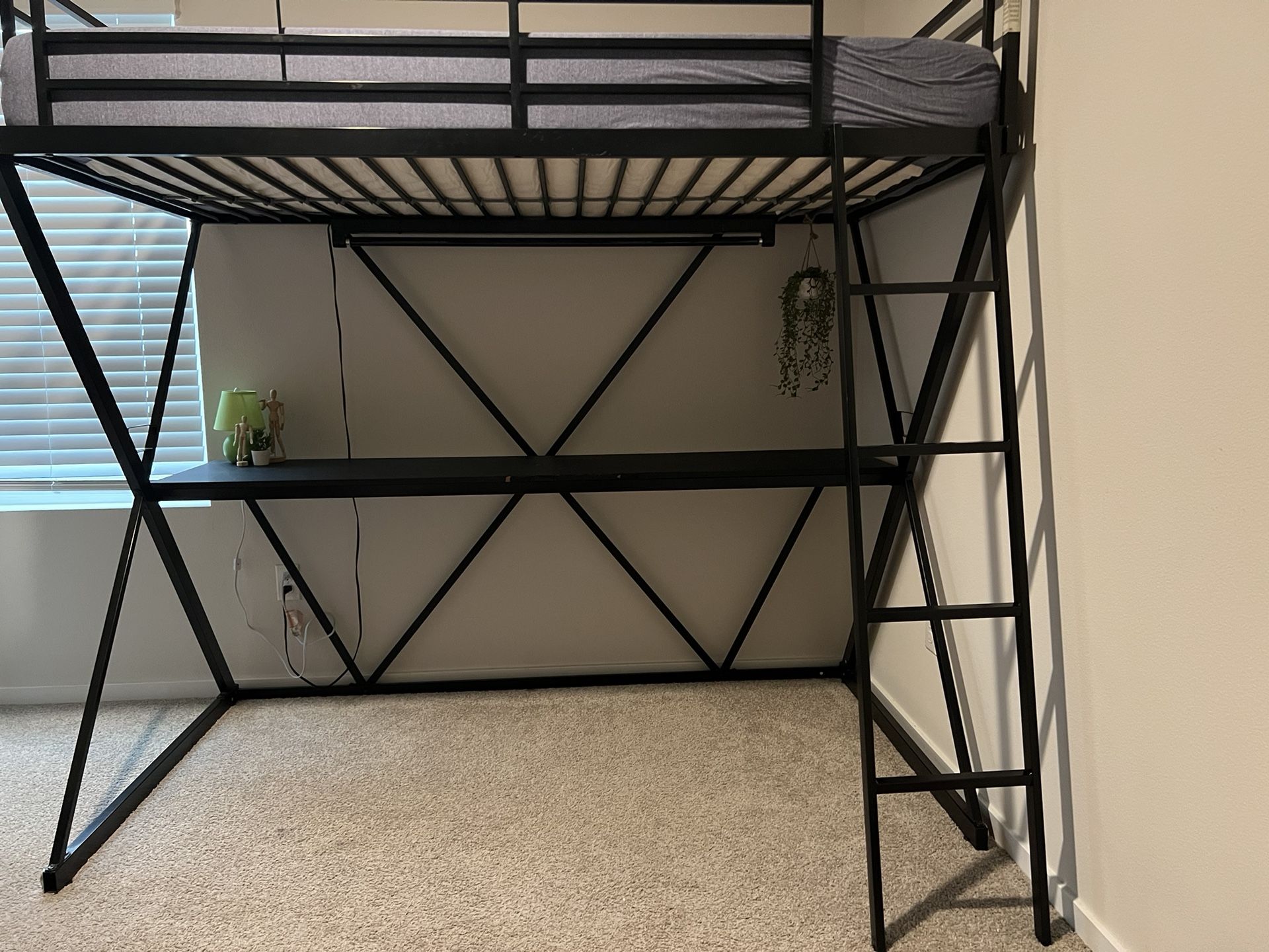 Loft twin Bed 