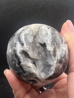 Spheralite sphere