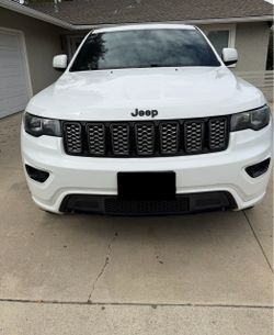 2018 Jeep Grand Cherokee Altitude – Excellent Condition – $10,000