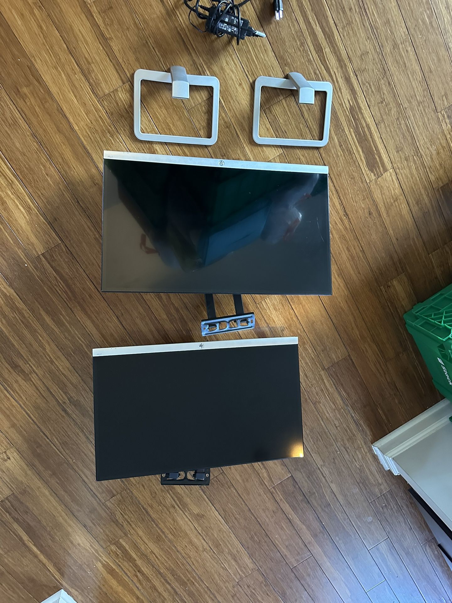 27” HP LED MONITORS / (2)