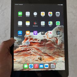 iPad 6 Wi-Fi And Cellular Unlocked! W/ Charger 