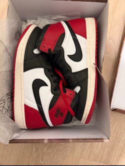 Jordan 1 Reimagined black toe 9.5m