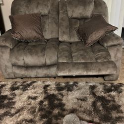 Love Seat 