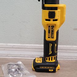 DEWALT DCE555 XR 20V CORDLESS DRYWALL CUT-OUT TOOL ( TOOL ONLY)