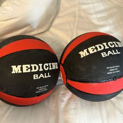 Medicine Ball - 8 Lbs (2)