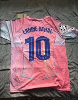 Lamine Yamal jersey