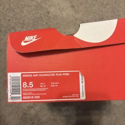 Nike WMNS Air Huaraches Run