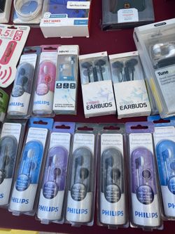 Earbuds many types $5