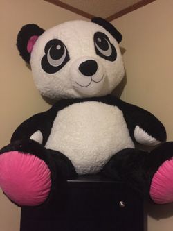 Gigantic stuffed animals