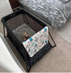 Portable Baby Bassinet / Bedside Sleeper