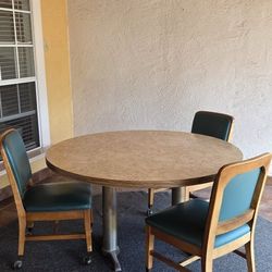 Dinning Table And 3 Chairs