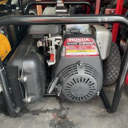 2500 Watts Honda Generator Like New 