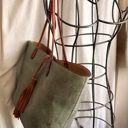 Lucky Brand 🍀 Moss Green Tote