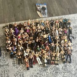 wwe wrestlers/action figures and accessories 