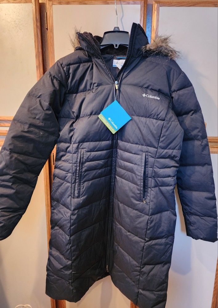 NWT, Women's Columbia Varaluck III, Long Down Jacket