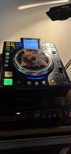 Denon-DN-HS5500.