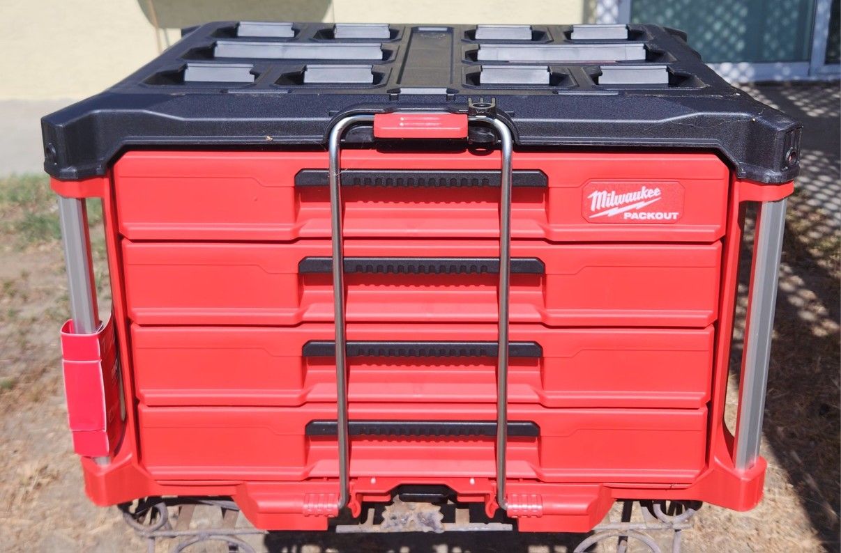 Milwaukee 4-Drawer Packout (NEW)