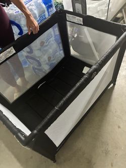 portable crib