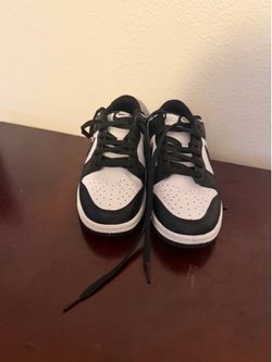 5 pairs of shoes for 300$