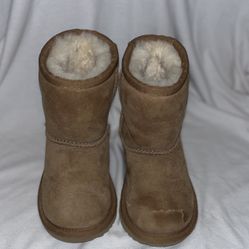 UGG Toddler Classic II Boot