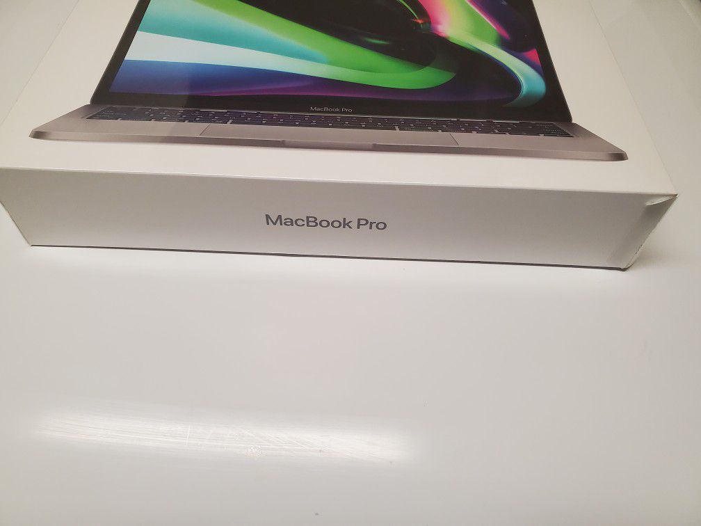 Macbook pro 13"   M1 Touch Bar Brand New In Sealed Box 512 Ssd