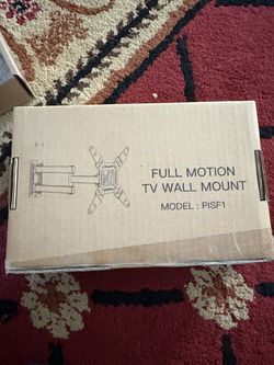 Full Motion TV Wall Mount – Adjustable Arm