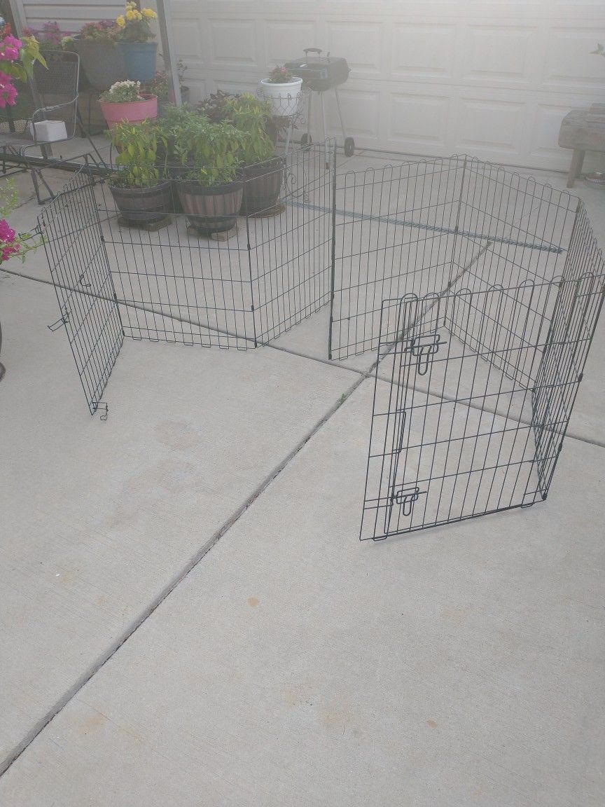 Cage, Wire Fence Etc