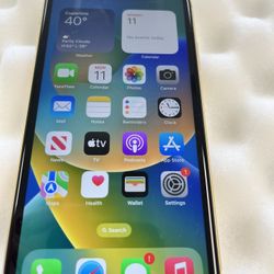 Iphone Xr Factory And Unlocked Any Carrier 64 Gb Good Condition. We Also Have Different Colors.