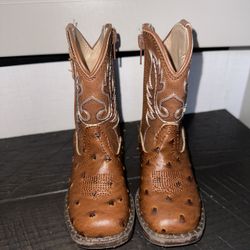 Boots Toddler 5c 