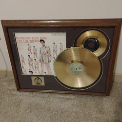 Elvis Plaque 