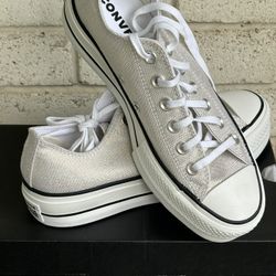 Converse Platform Sneakers Size 7.5