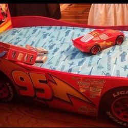 🚘 🚗 cars toddler bed