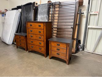 Dresser set $299