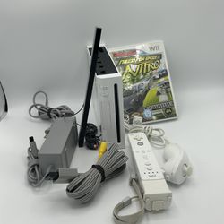 Wii Need for speed Bundle  